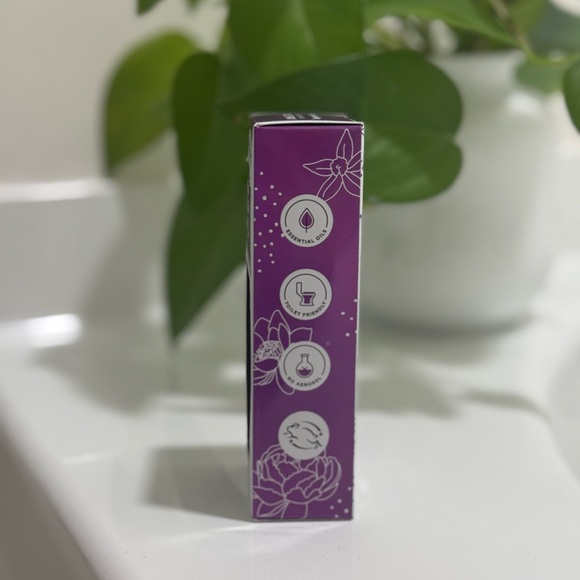 Poo-Pourri Before-You-Go Toilet Spray, Vanilla Petals & Santal, 2 Fl Oz NEW - Picture 7 of 9